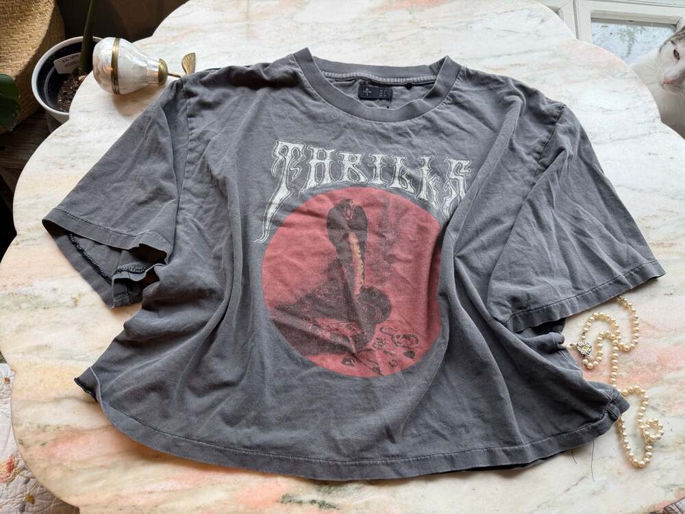 Thrills Cobra Graphic Short Sleeve Crop T-Shirt